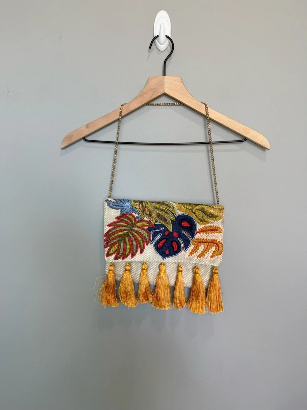 Chico's tropical leaf embroidered clutch purse gold chain